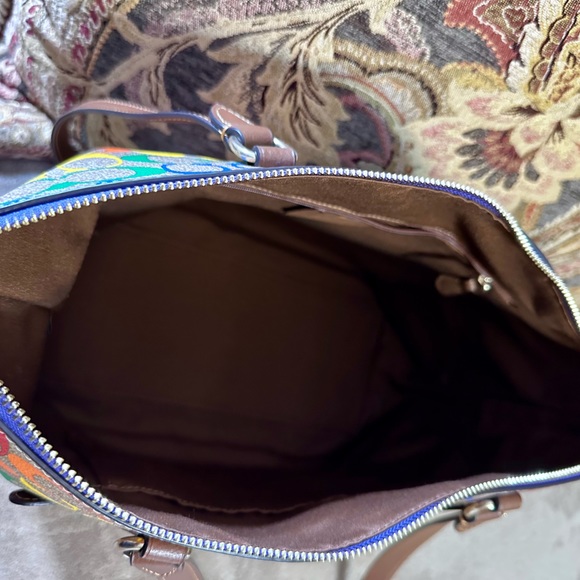 Coach Rainbow Tote in Signature Canvas - Picture 2 of 3